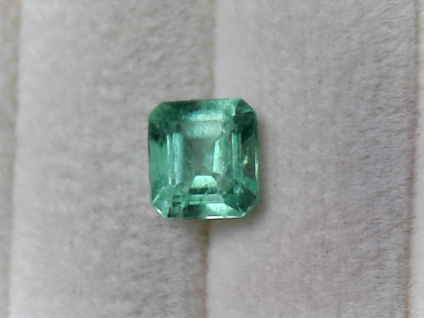 Émeraude Naturelle De Colombie 6,52 Carats - Certifiée GIL - Forme Troïdia - Neuf