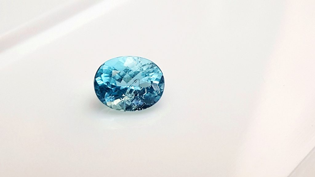 Aigue-marine Du Brésil – Pierre Naturelle 1,55 Carats – Ovale Taille – Sans Traitement