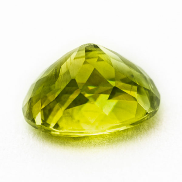 Pierre Précieuse Sphène Naturelle De Madagascar, Vert/jaune, 7x5 Mm, 0.91 Carats