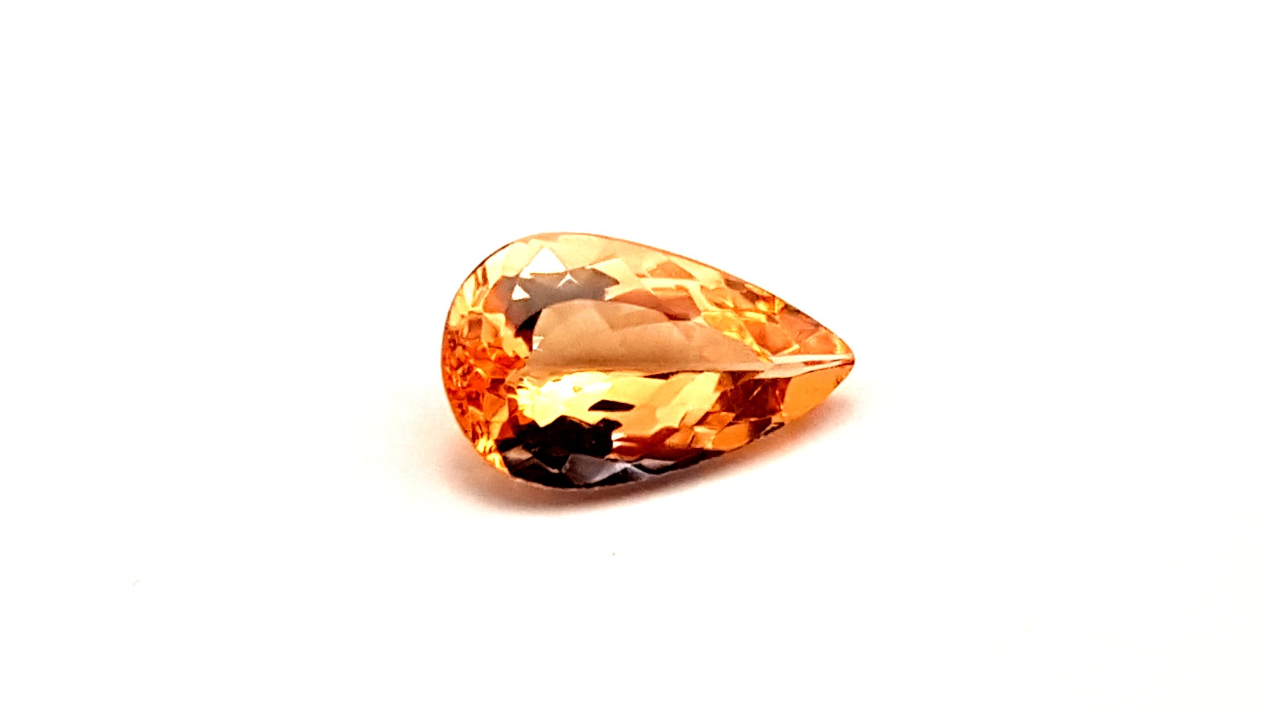 Topaze Impériale 1,25 Ct - Coupe Ovale, Couleur Jaune/orange/saumon, Clarté SI