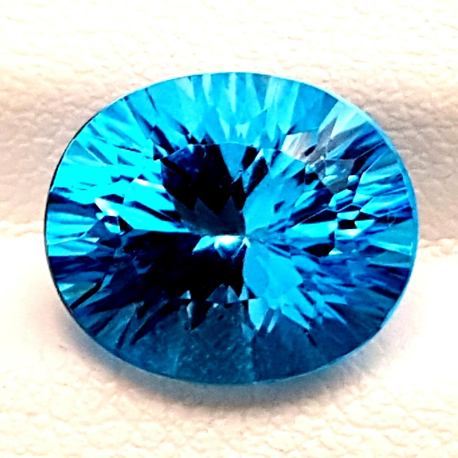 Bague en or 9K Topaze bleue suisse, Brésil 3.4ct